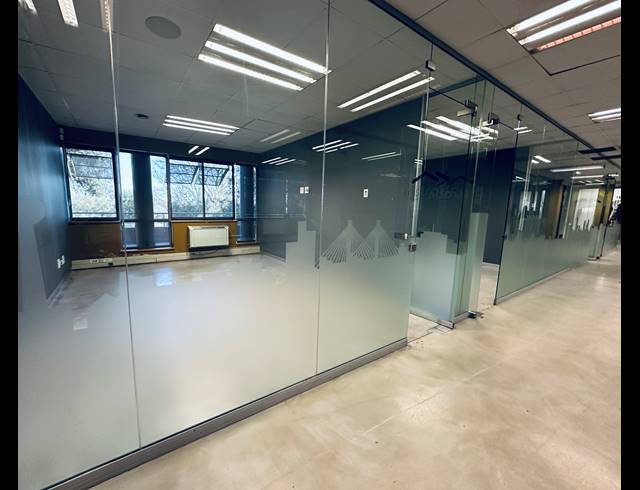 733.40M² OFFICE TO LET IN WOODMEAD